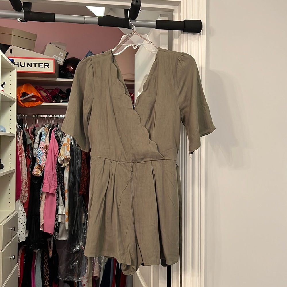 army green romper… size small